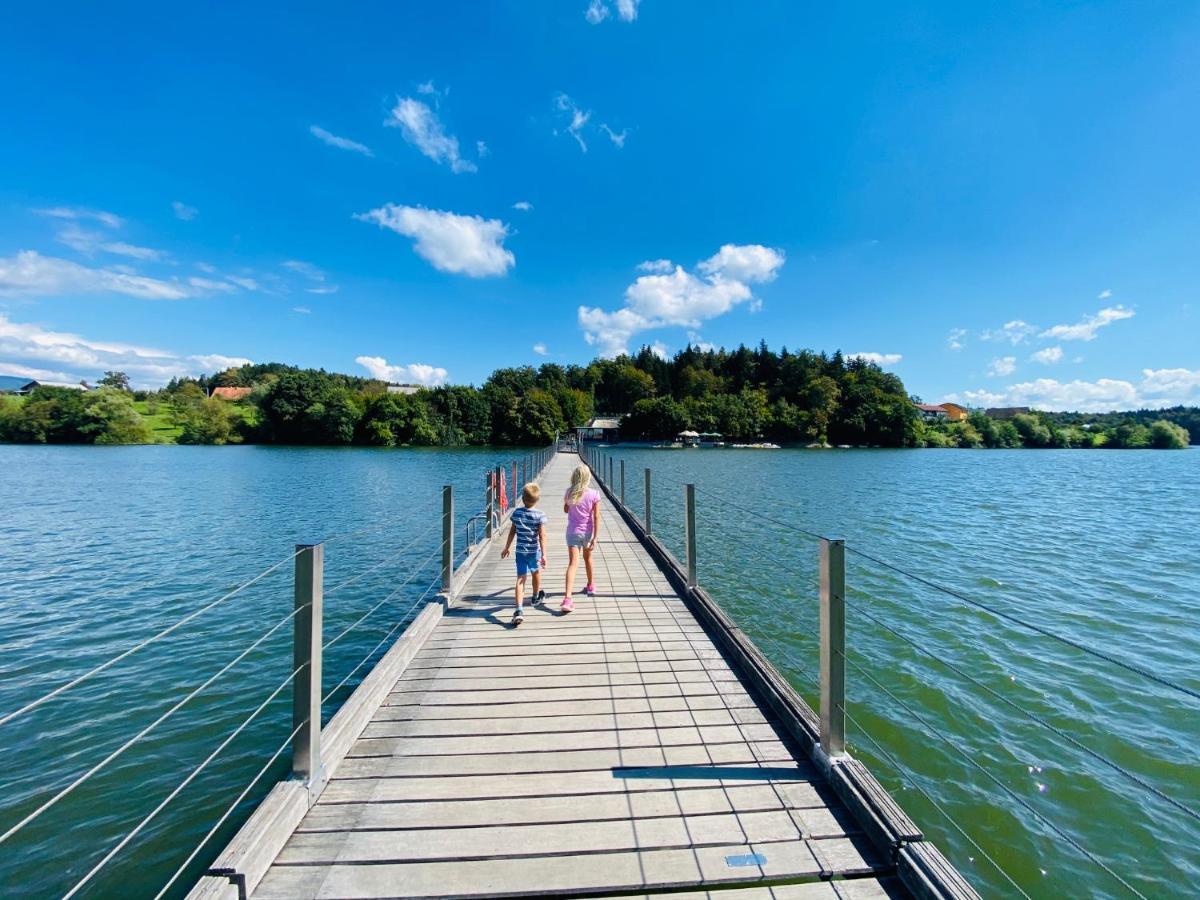Greenvalleyglamping Sesce Pri Preboldu Eksteriør bilde