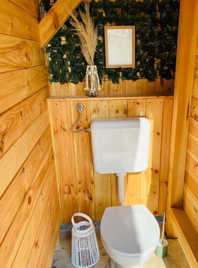 Greenvalleyglamping Sesce Pri Preboldu Eksteriør bilde